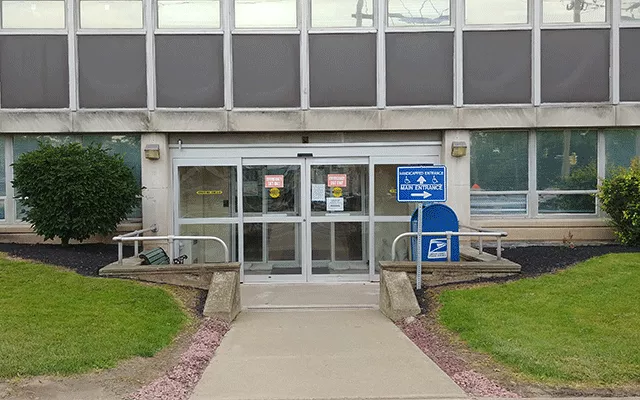 Niagara Supreme Entrance
